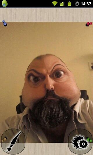 Photo Warp(搞怪图片制作软件) v2.3.1 安卓版